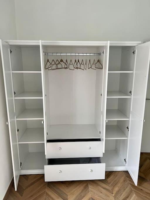Apartament Casa Sassari - Vicino Porta Susa F.s.